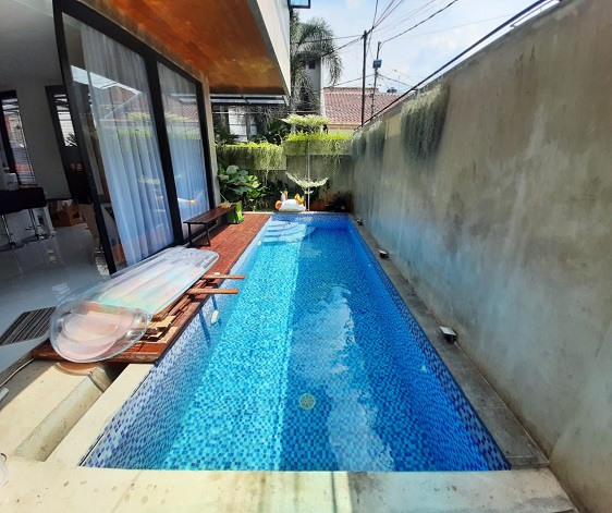 dwikarya kolam renang