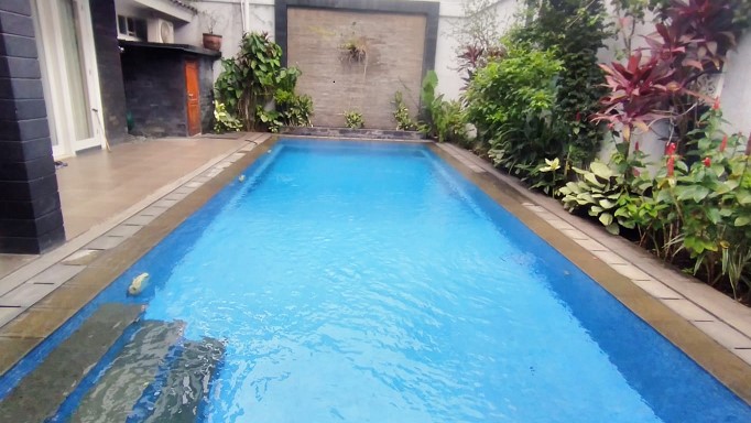 portofolio kolam renang DWI KARYAPOOL