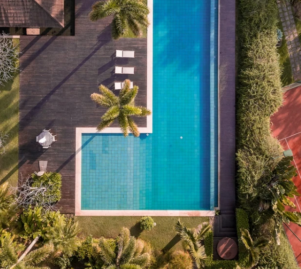 skimmer kolam renang