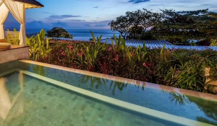 pembuatan kolam renang villa kota batu