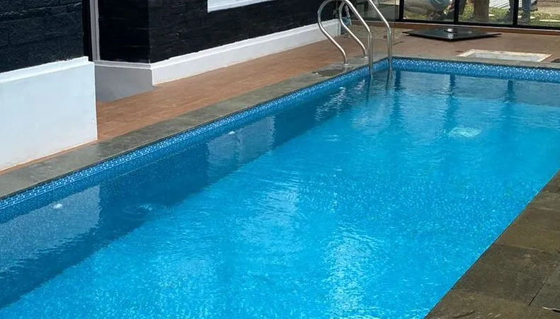 Pembuatan Kolam Renang Blitar